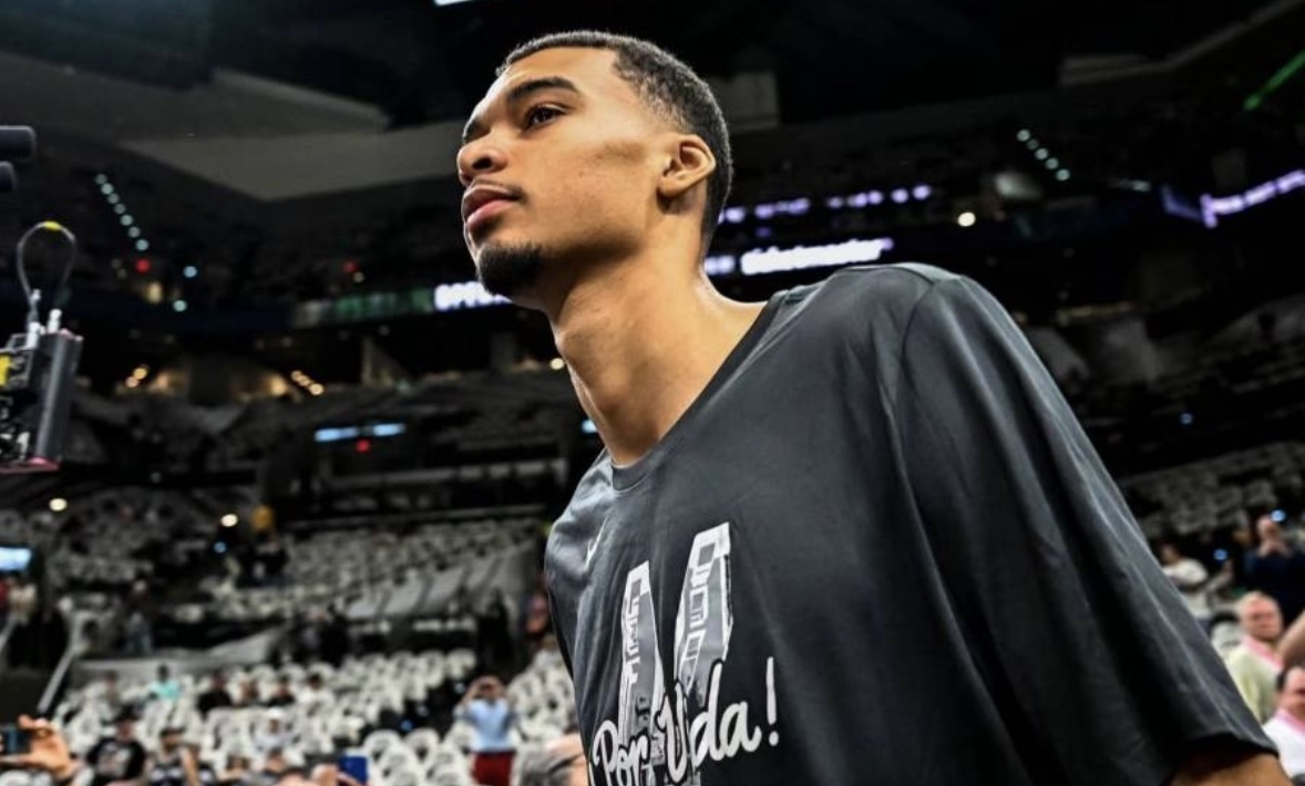 马刺vs爵士前瞻：文班带队冲击3连胜，贝利能否延续势头？