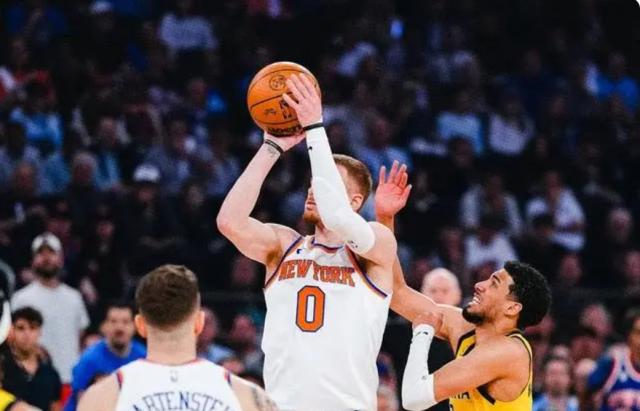 mk体育入口-【现场】弹尽粮绝悲壮出局 尼克斯诠释篮球真谛