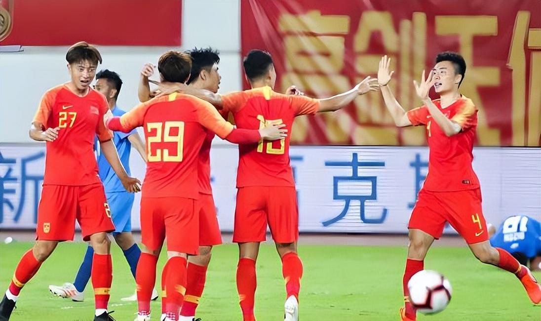 U23国足刚战平泰国晋级八强，赛后就收到一个好消息，引发热议