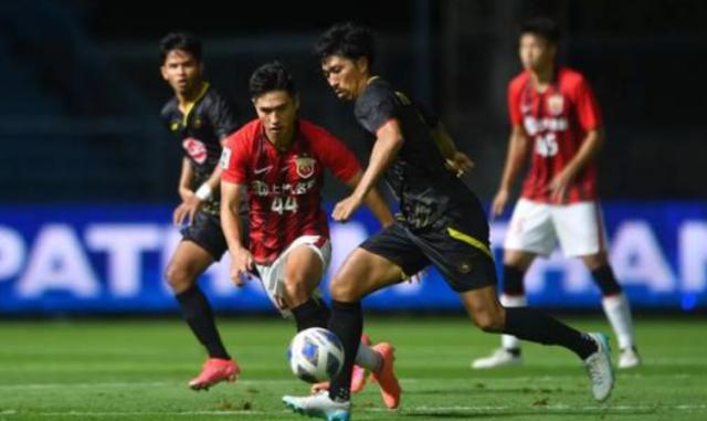 mk体育APP-海港将士遗憾亚冠出局 队长雷文杰：再踢几场能赢